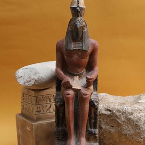 Ancient Egyptian Antiquities Statue of Falcon Horus God Rare B.C Antique Pharaonic Stone Antiques Collectible Egypt Sculpture