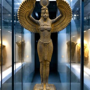 Handcrafted Hathor Pharaonic Statue - Authentic Egyptian Stone Art - Unique Decorative Sculpture