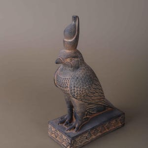 Falcon Horus God Ancient Egyptian Antiquities Statue Rare B.C Antique Pharaonic Stone Antiques Collectible Egypt Sculpture