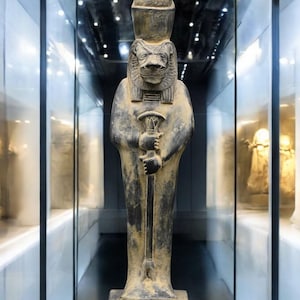 Pharaonic Sekhmet Statue - Handcrafted Stone Egyptian Goddess Sculpture, Ancient Art Decor