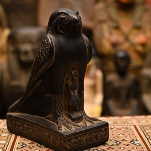 Horus God Ancient Egyptian Antiquities Statue Rare B.C Antique Pharaonic Stone Antiques Collectible Egypt Sculpture