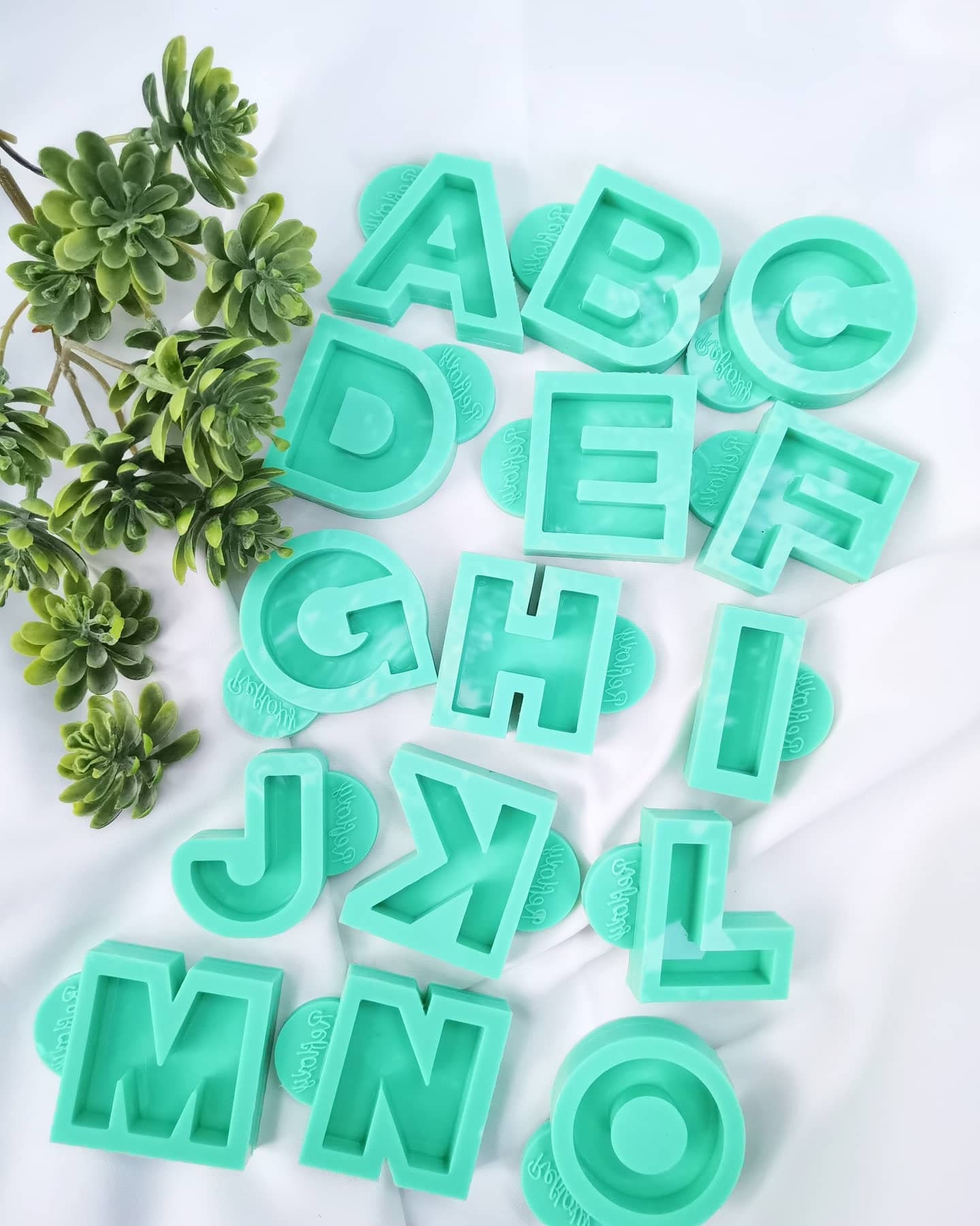 REFLOXY Alphabet Letter Shapes A-Z Silicone Mold Handmade Resin Silic…
