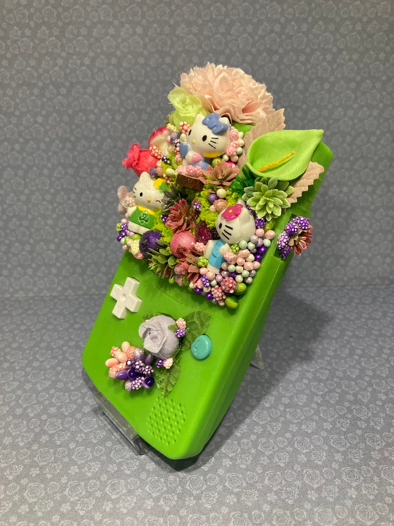 Diorama Game Boy Color kawaii white cat image 4