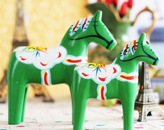 Set of 2 Hand Painted Swedish Wooden Dala Horse Figurine Wooden Horse Figurine Statue Horse 3 Colors To Choose, 9.4"/6.3"