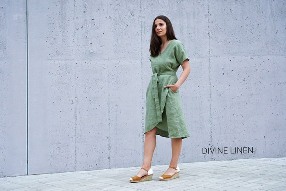flowy midi wrap dress Faux Wrap Sleeveless Flowy Midi Dress main image 0
