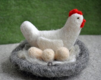 Needle Felted Chicken - Hen with 3 Eggs - Easter Decor - Needle Felted Toy
