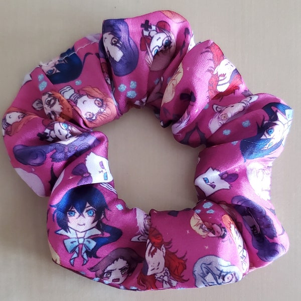 Vanitas Scrunchie