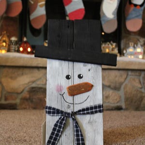 Handmade Wooden Snowman | Christmas Indoor/Outdoor Decor