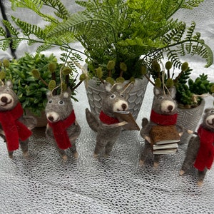 NUEVO juego de 5 piezas Happy Christmas Reindeers, fieltro, decoración de lana