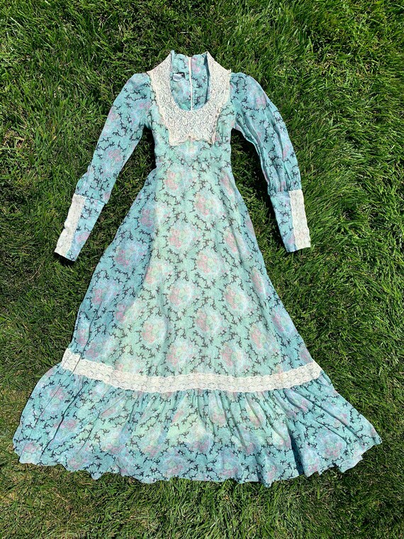 BLACK LABEL Gunne Sax Prairie Dress with Queen’s C