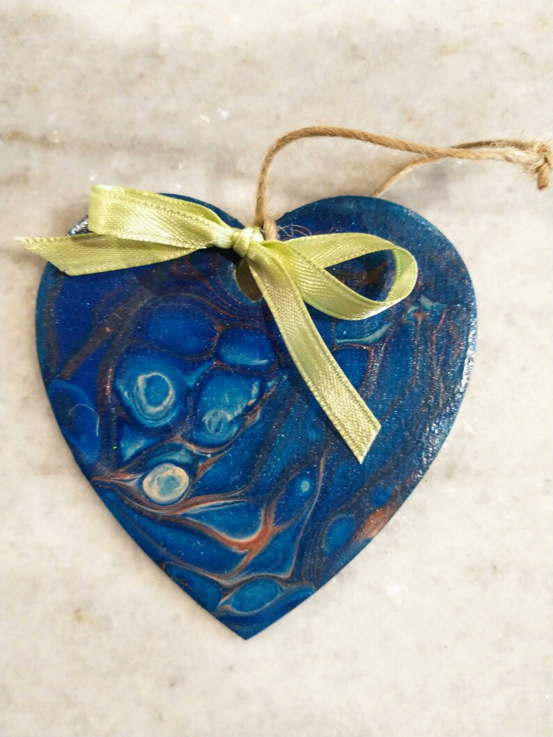 Wooden heart ornament,Valentine/'s day ornament,wooden heart cutout,Heart gift tag Wooden heart pendant,Acrylic pour ornament