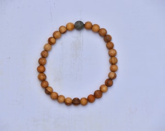 Labradorite Matte and Palo Santo Bracelet/ Stretch Bracelet/ Reiki Charged/ 6mm Beads and one 8mm Bead/ Design 3