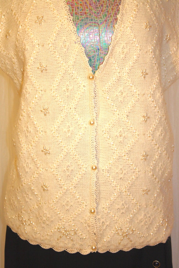 1990s Vintage Up To Size XL Cream Pearl Beaded Sw… - image 4