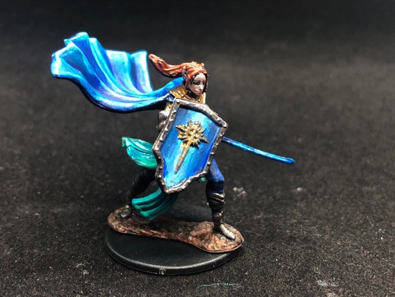 Nolzurs Marvelous Miniature Female Elf Paladin Cleric | Etsy