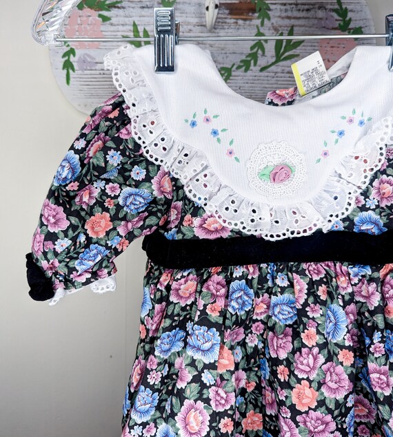 Vintage Floral Baby Girl's Dress with Embroidered… - image 2