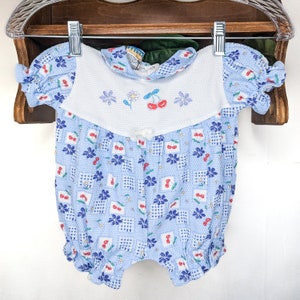Vintage Blue & White Baby Bubble Romper with Cherries and Cute Embroidery | Vintage Baby Clothes | Vintage Baby Romper | Size 6-9 Months