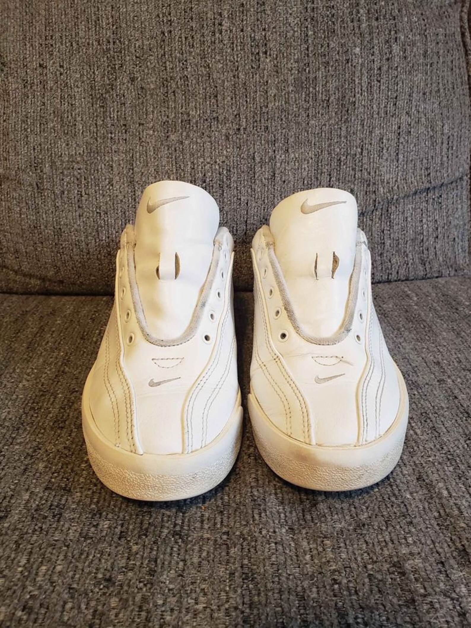 white sneakers vintage