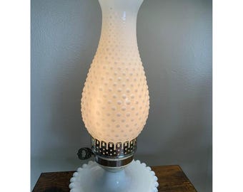 Vtg MCM Hobnail Milk Glass Hurricane bedside Lamp 13" white