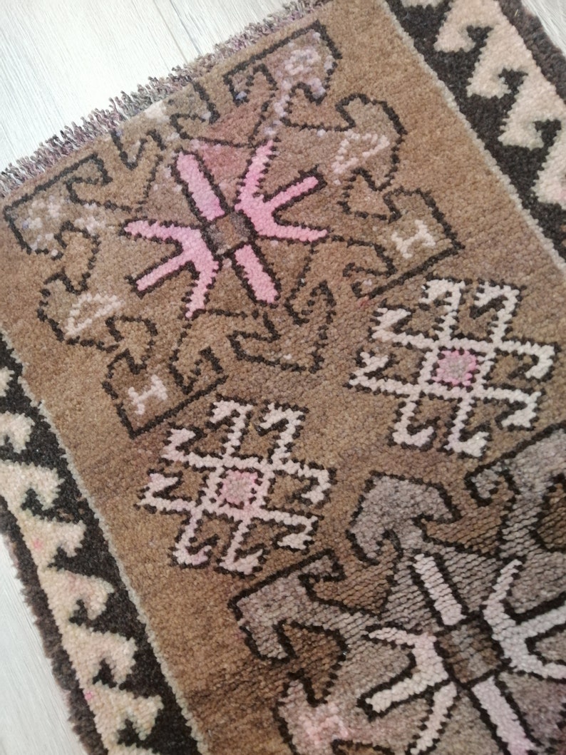 brown rug vintage rug turkey rug boho decor rug Free Shipping wool rug floor rug bohemian rug area rug turkish rug 1.4 x 2.2 ft
