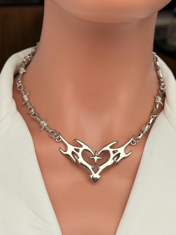 Silver Barbed Wire Choker Necklace Demon Heart Tribal Pendant