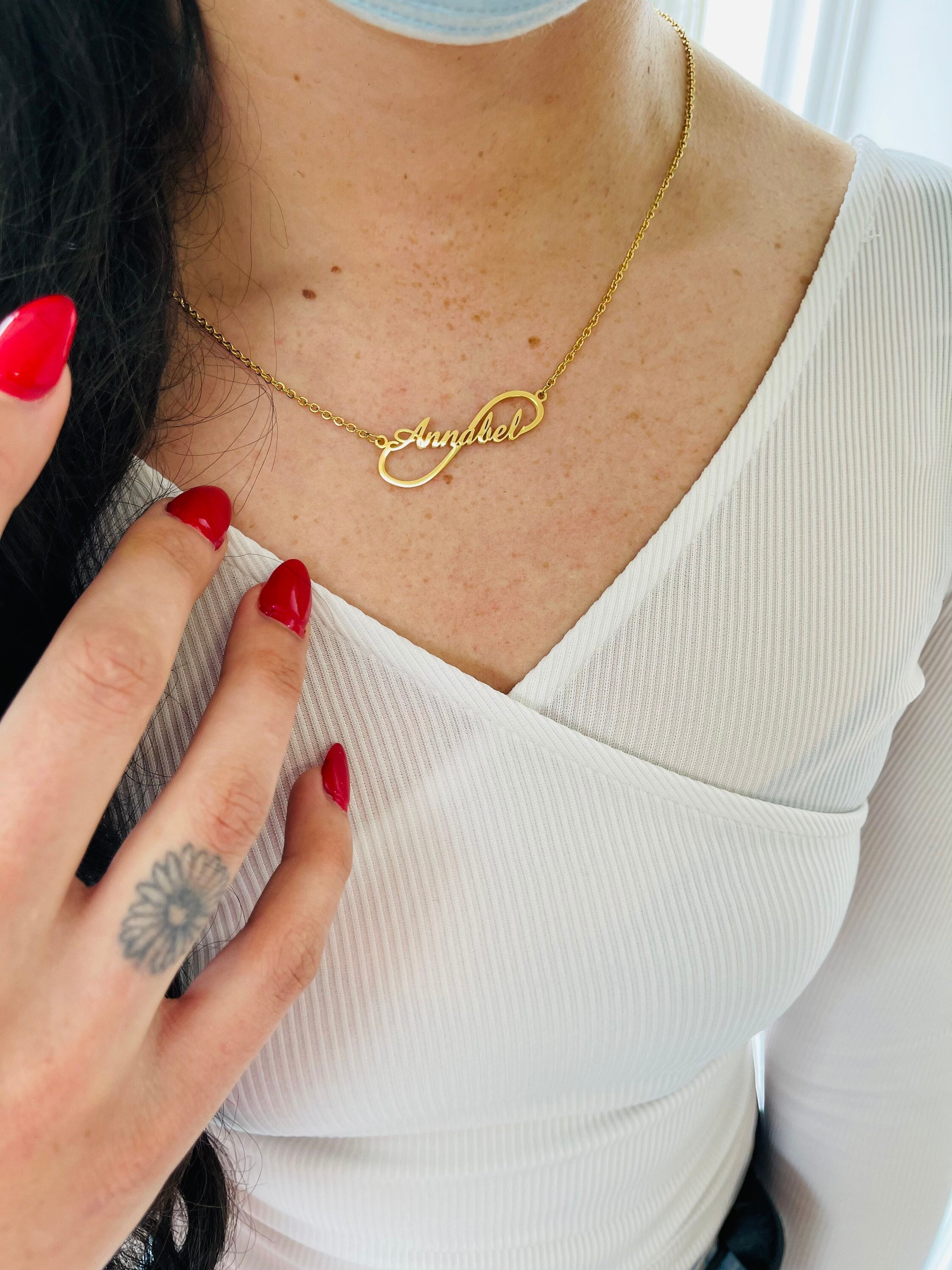 Forever necklace with names deals