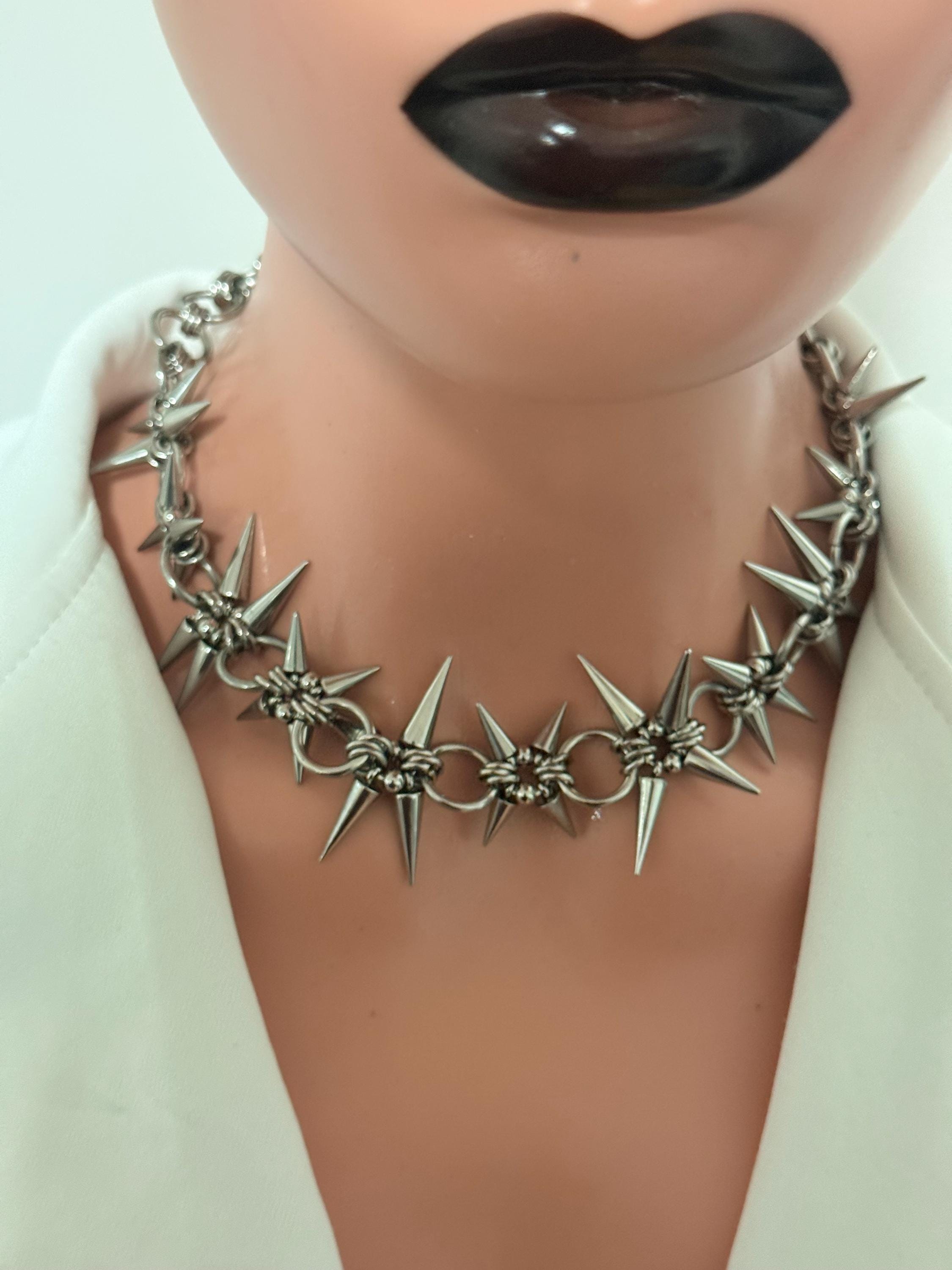 Silver Spike Link Choker Necklace Exaggerated Circle Beaded