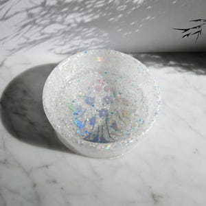 Ghost Glitter Bowl| Key Fob Holder| Jewelry Dish| Halloween Decor| Small Decorative Bowl| Catch All Dish| Cute Trinket Dish| Resin|