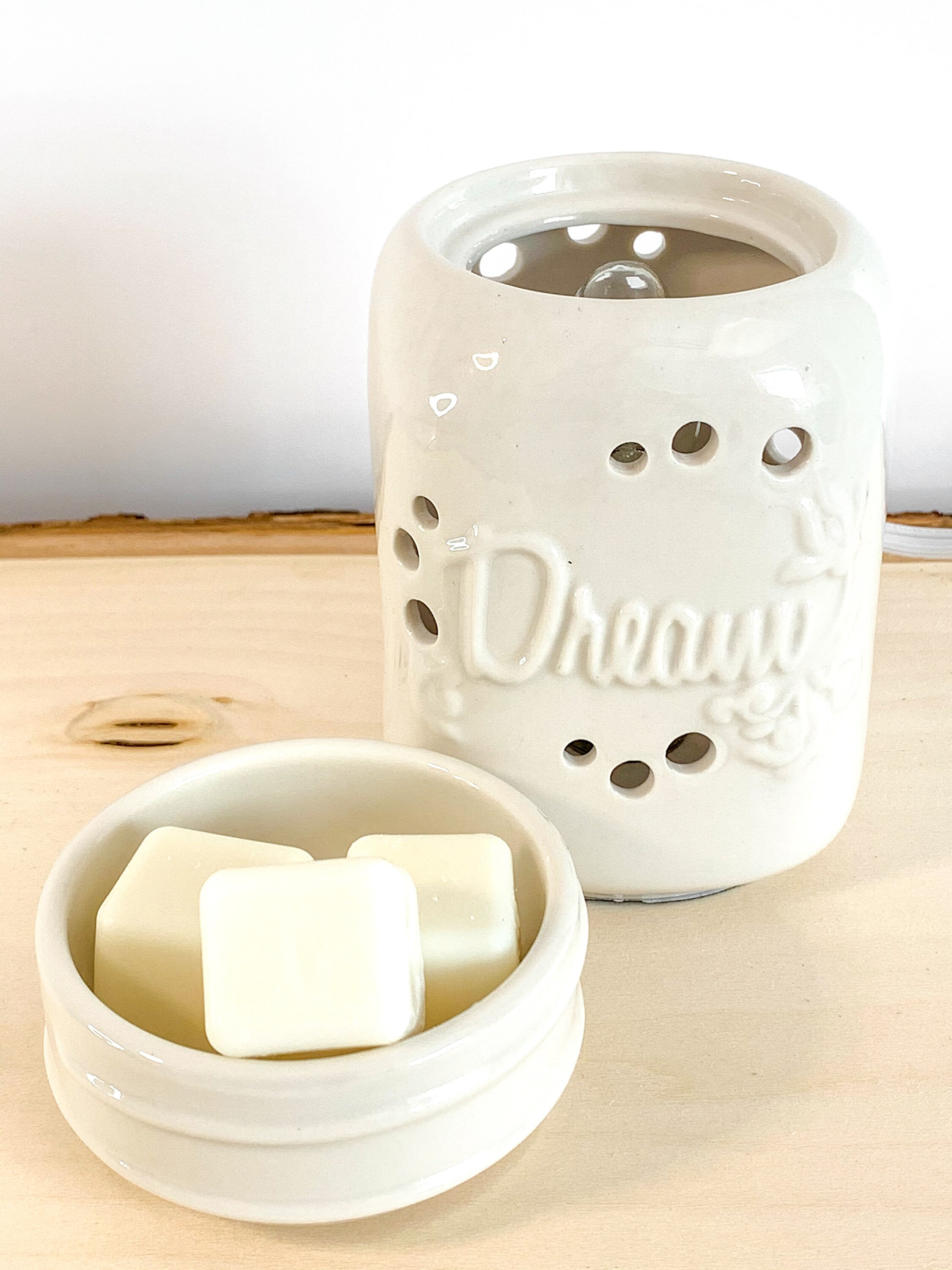 How to Make Wax Melts for Home or Gifting