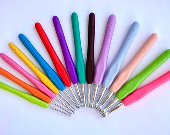 0.5 - 9mm Ergonomic Crochet Hooks, Crochet Hooks for Crocheting and Amigurumi