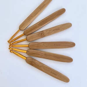 0.5 6mm Bamboo Crochet Hooks for Crocheting and Amigurumi, Ultra Fine Bamboo Crochet Hooks image 5