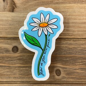 Grandissez à votre rythme autocollant découpé | 1,7 po. L x 2,9 po. H | autocollant en vinyle résistant à l'eau (laminé brillant) | Prendre soin de soi, Inspiration, Positif