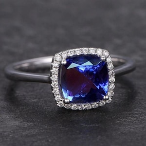2.50Cts AAA+ Violet Natural Blue Tanzanite Engagement Ring, December Birthstone Gift For Wife, Diamond Halo Ring, Tanzanite jewelry For Love