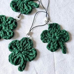 Crocheted Charm [4+1] Handmade Four-Leaf Clover Keyring / Lucky Clover Keychain