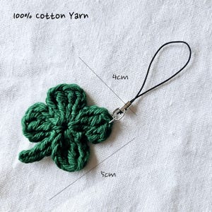 Handmade Four-Leaf Clover Keyring(Dark Green, Cotton Yarn / Lucky Clover Keychain / charm