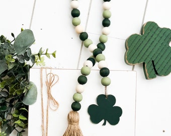 Farmhouse St.Patrick’s Day Shamrock Wood Bead Garland, Tiered Tray Decor, St.Patrick’s Day Tiered Tray, St.Patrick’s Day decor, bead Garland