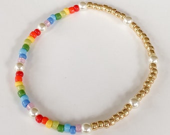 Gold and pearl beaded bracelet, pearl and gold bracelet, dainty bead bracelet, beaded bracelet, seed bead bracelet, pearl bracelet