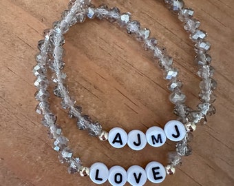 Glass beaded bracelet, personalized crystal  bracelet, personalized beaded bracelet, custom name bracelet, faceted beaded bracelet
