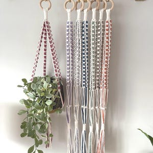Macramé Plant Hanger, Custom Colour Handmade Hanging Macrame Plant Holder, Modern Boho Home Decor