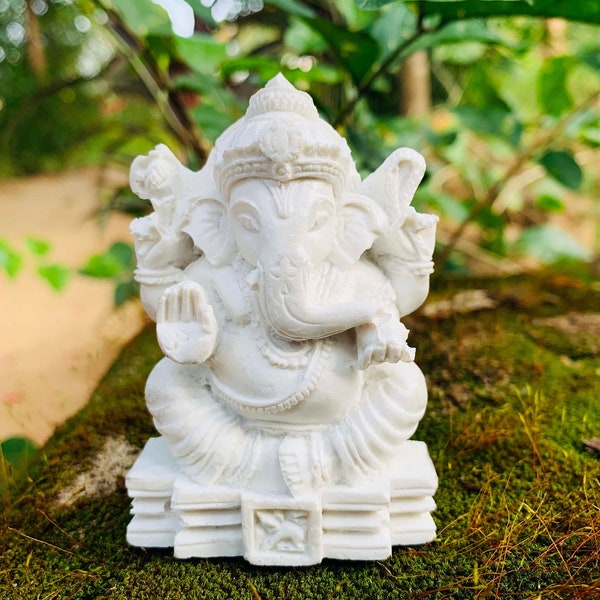 GANESHA White Stone Statue White Ganesha small Statue Lord Ganesh Meditation Sculpture Lord Hindu Elephant God of Success Ganesh figurine