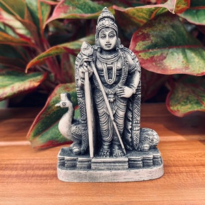 Lord Murugan Statue Lord Kartikeya Idol Subrahmanya Skulptur Murugan Swamy Stone Murti Kumaraswamy Lord Vel Murugan Reitpfauengott
