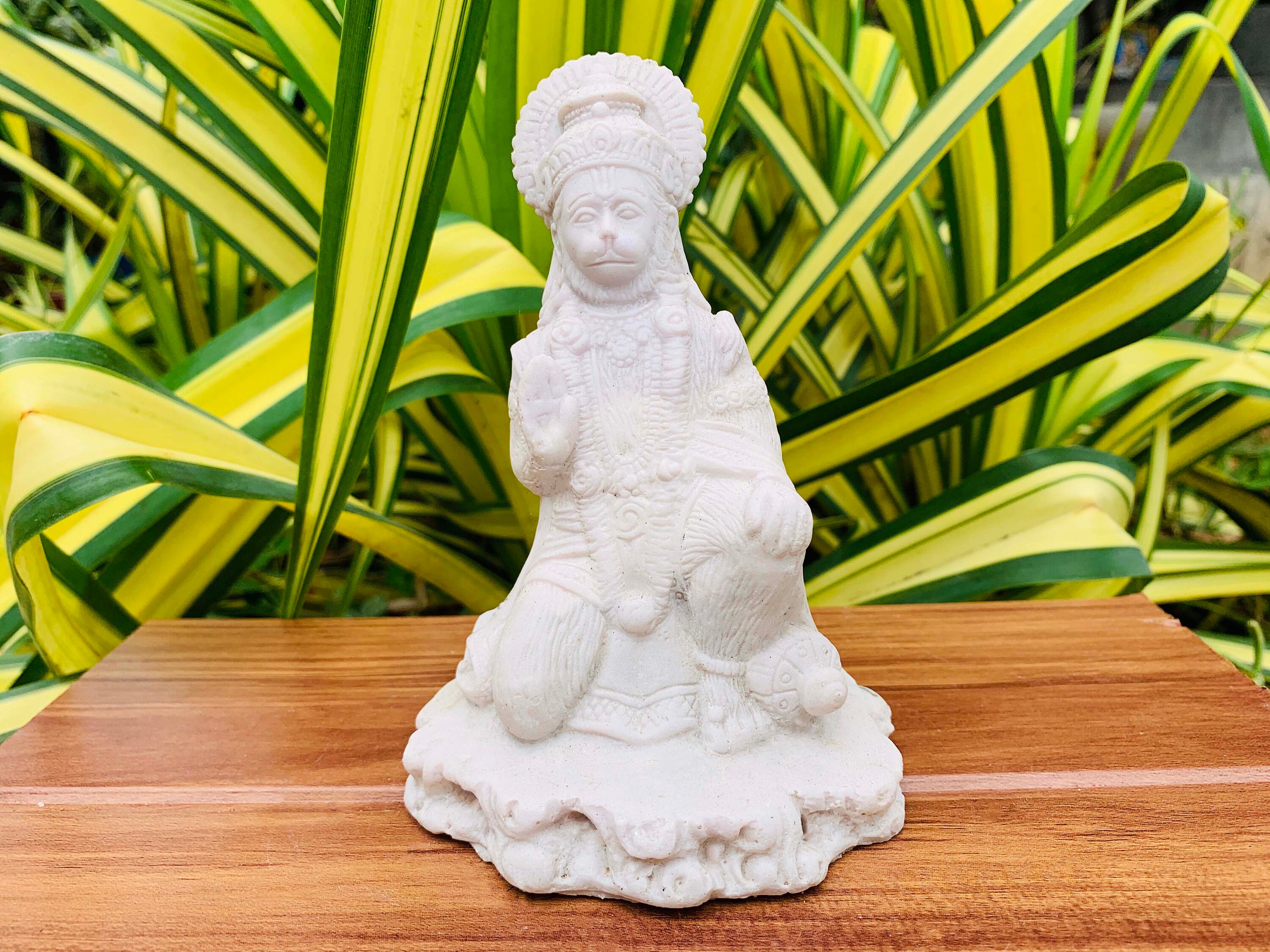 White Lord Hanuman Large Statue Hanuman Stone Statue Monkey God Hanuma Hindu Pooja Sculpture Hanumantha Meditation Idol monkey Ram Bhakt
