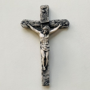 Small Jesus cross statue for home Mini Lord Jesus Statue Jesus Christ Statue Jesus Idol Christmas Gift Jesus cross statue for Wall Hanging