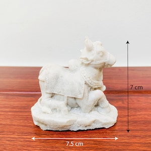 White Nandi statue Vehicle for lord shiva God nandhi Bull Statue god Sitting nandi Sacred bull Gatekeeper of Shiva, Parvati Shiv Sevak Hindu