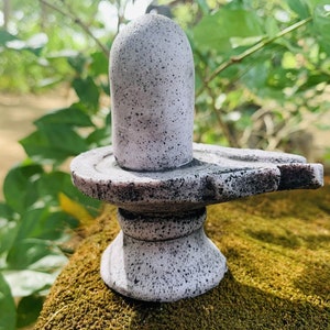 SHIVE LINGA Shiva Murti Narmada Shivling pooja Shivling Hindu Sculpture Shiva Sculpture Pooja Murti  Shiva Linga Stone Made Shiva Llingo