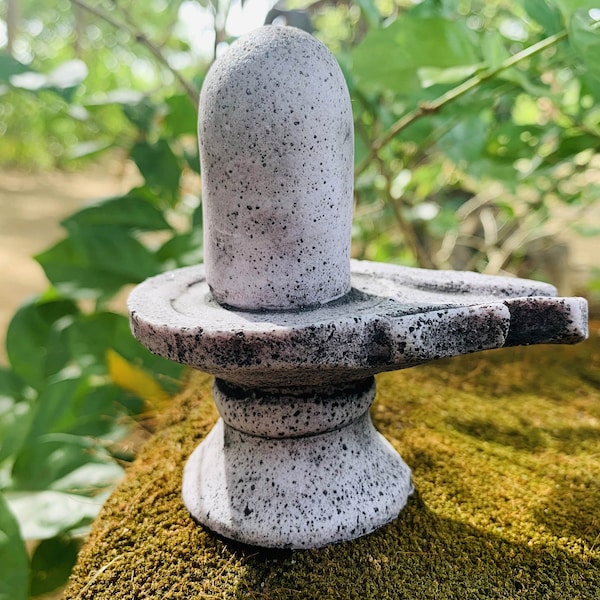 SHIVE LINGA Shiva Murti Narmada Shivling pooja Shivling Sculpture hindoue Shiva Sculpture Pooja Murti Shiva Linga Pierre faite Shiva Llingo