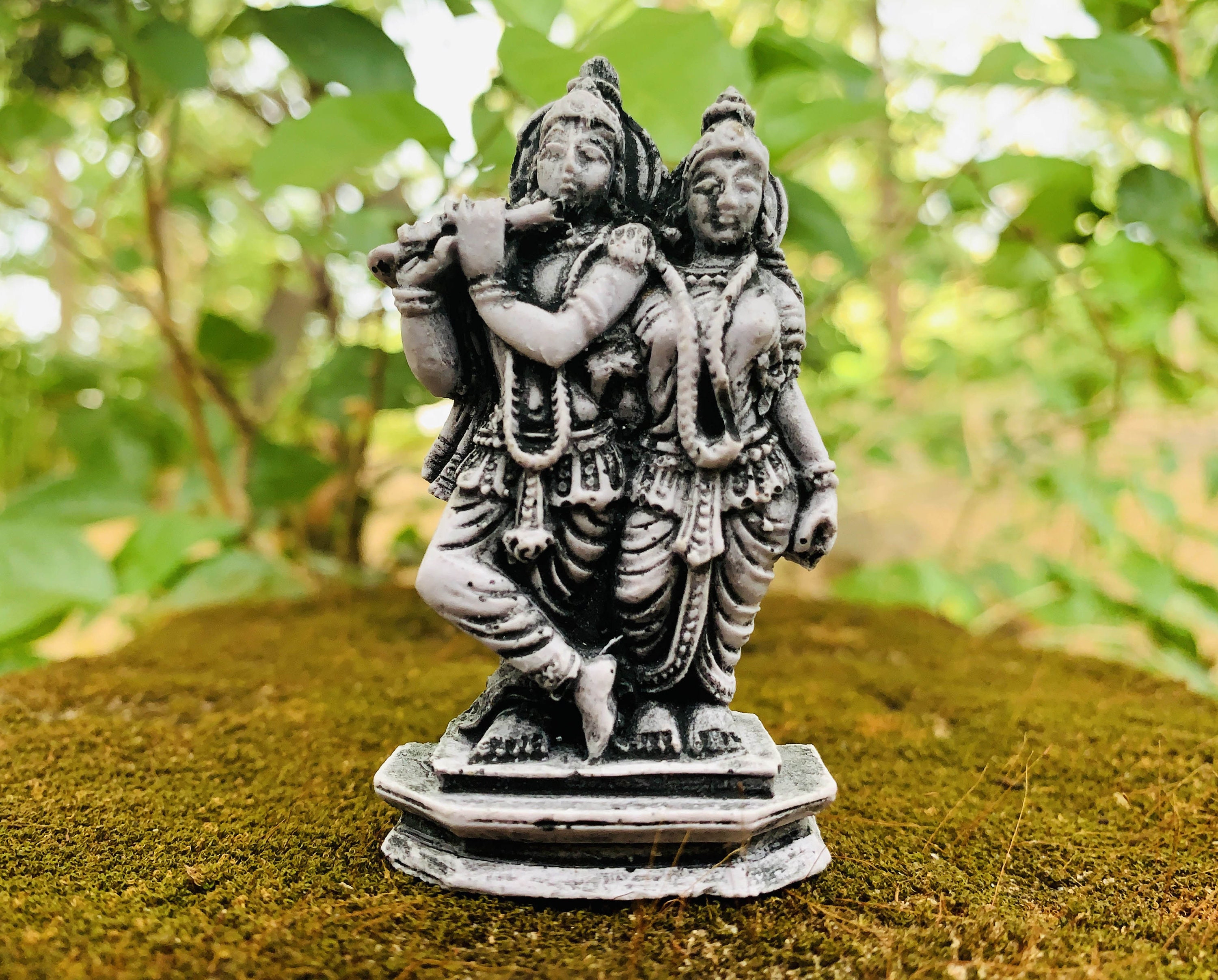 Radha Krishna Small Statue Couple Hindu God of Lovers Anniversary Gift Mandir Temple Gifts Romantic Radha Krishna Mini Stone Finish Murti