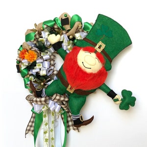 St.Patricks Day Door Hanger, Irish Wreath, St.Patricks Day Door Decoration, leprechaun Wreath, Green Irish Door Decoration image 1