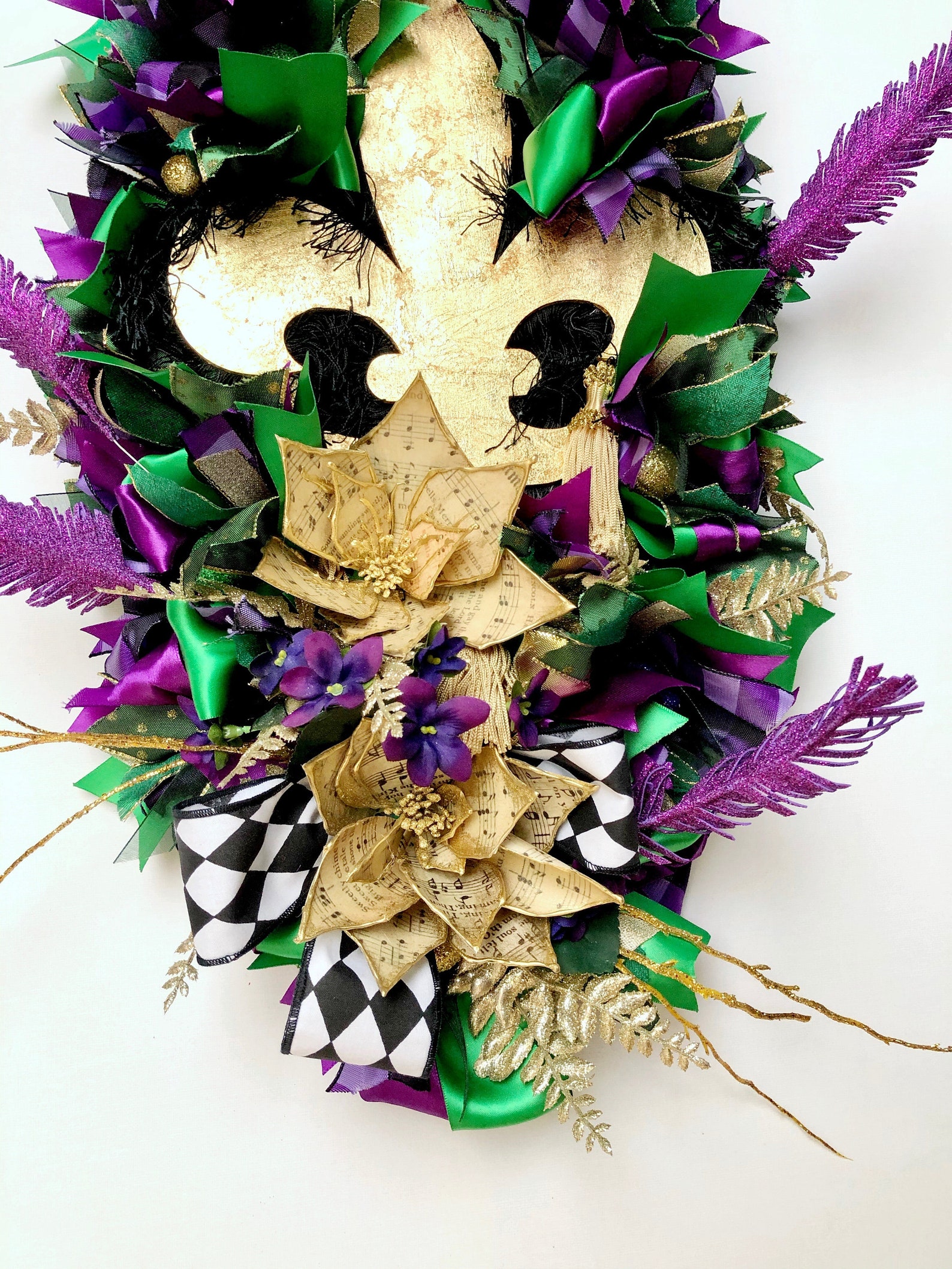 how to make a mardi gras door wreath
