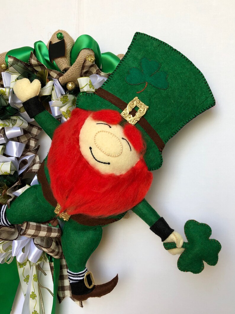 St.Patricks Day Door Hanger, Irish Wreath, St.Patricks Day Door Decoration, leprechaun Wreath, Green Irish Door Decoration image 2