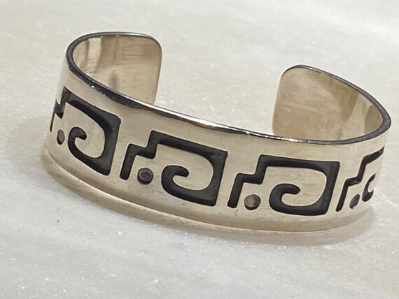 Traditional Southwest Cuff Bracelet 950 - image 2